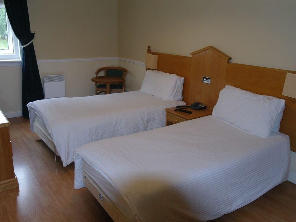 Mill And Brae Hotel Paisley Bagian luar foto