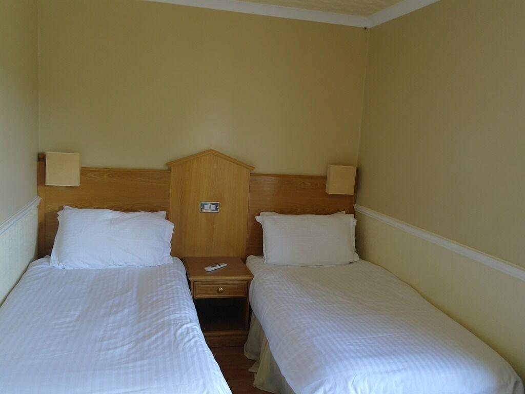 Mill And Brae Hotel Paisley Bagian luar foto