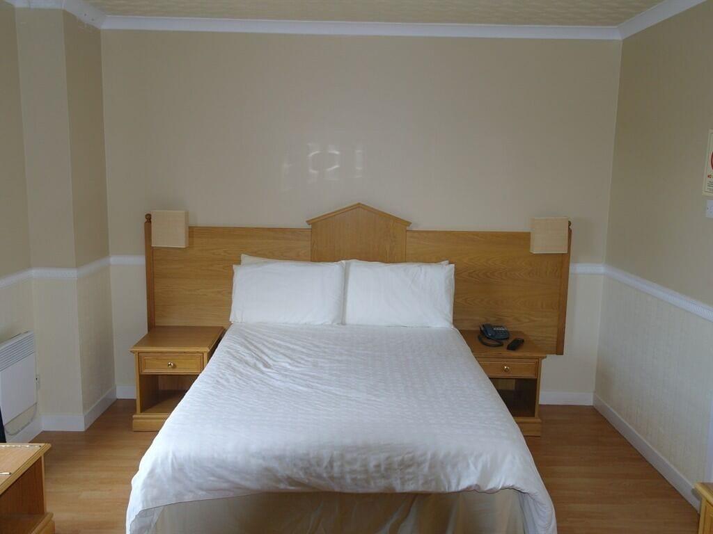 Mill And Brae Hotel Paisley Bagian luar foto